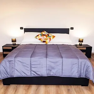 Artisti Apartment