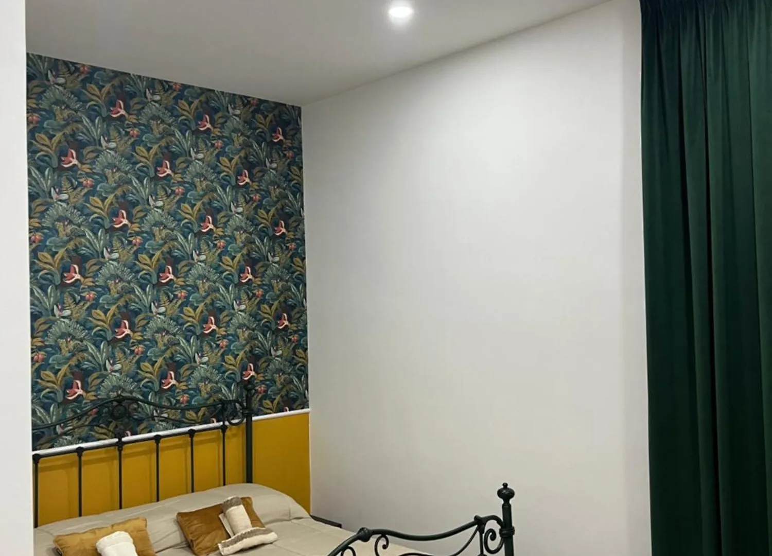 Airport Security 161 Apartment Naples Italy